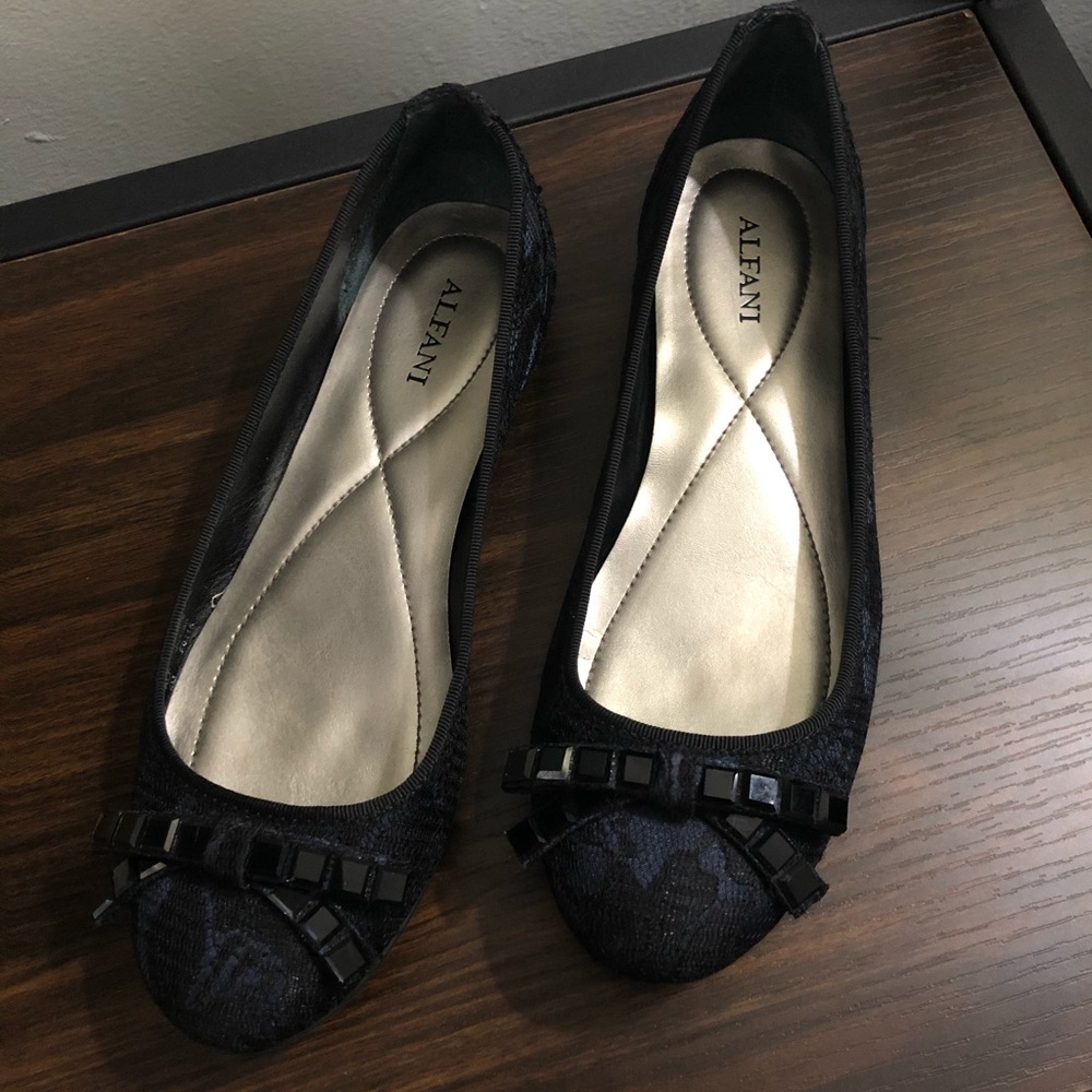 Alfani black lace ballet flats